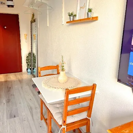 Little View Apartment *